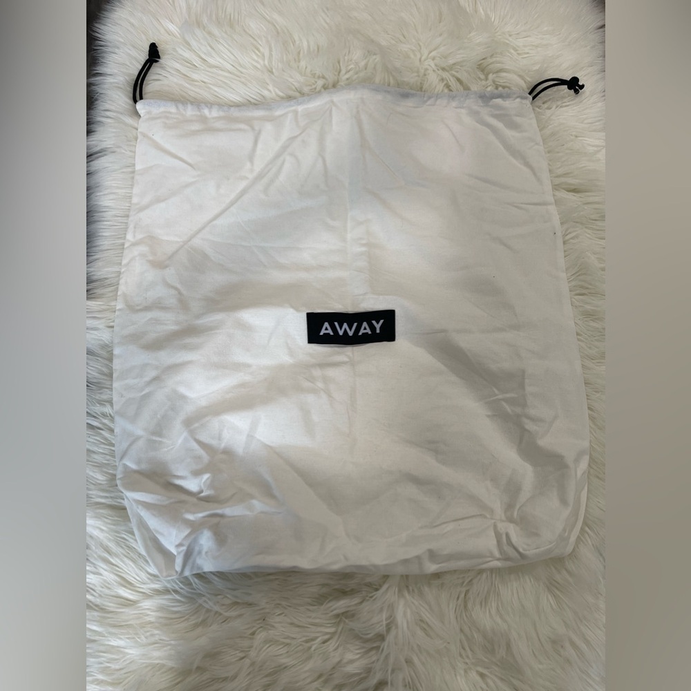 Away Luggage White Dust bag/ Laundry Bag/ Travel Organizer - Carryon Size